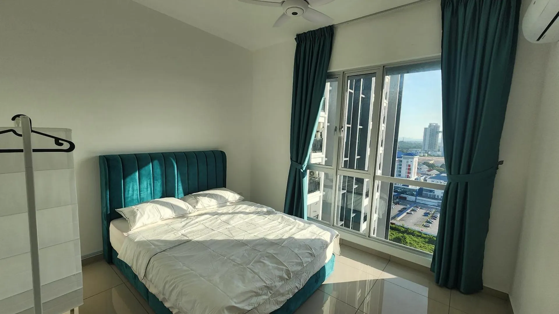 Metropol Serviced Apartment - بوكيت ميرتاجام 0*,